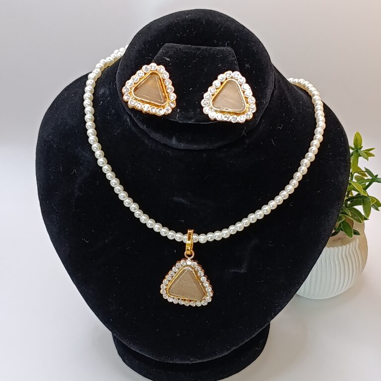 Golden Triangle Pendant Set