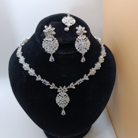 Regal Floral Nug Stone