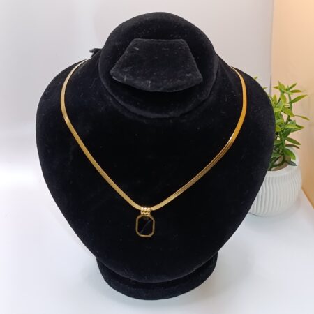Black Onyx Gold Pendant
